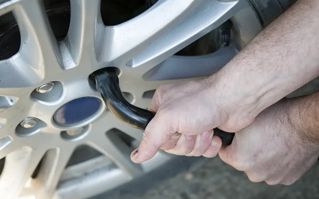 Cómo cambiar una rueda de coche